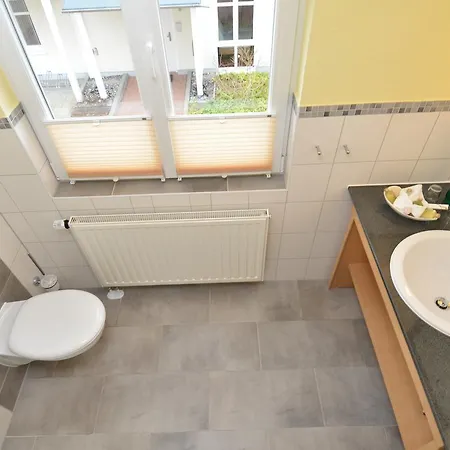 Seerose - 19 Sellin (Rugen)